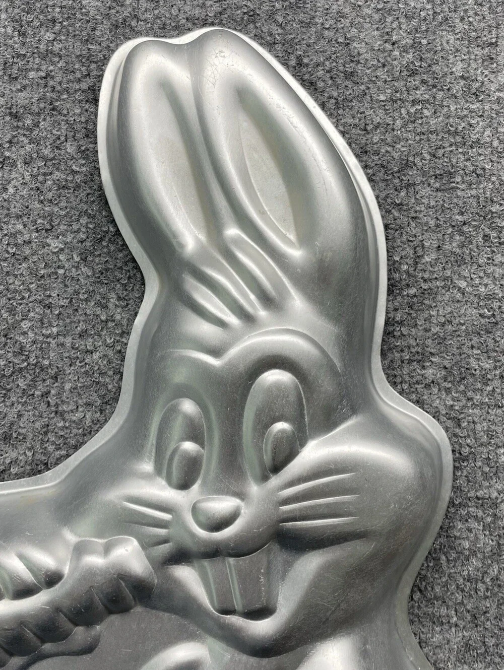 Vintage 1978 Bugs Bunny Wilton Cake Mold Baking Pan Looney Tunes Warner Bros